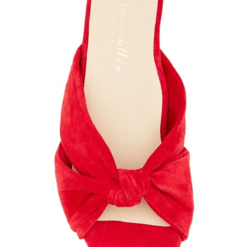 New Bettye Muller – Floyd Block Heel Sandal in red suede - Picture 2 of 12